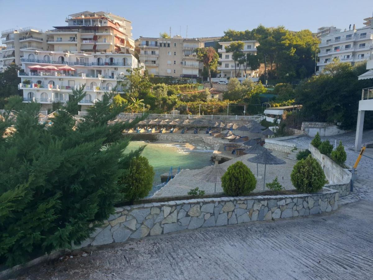 Azzurra Experience Apartment Sarandë エクステリア 写真