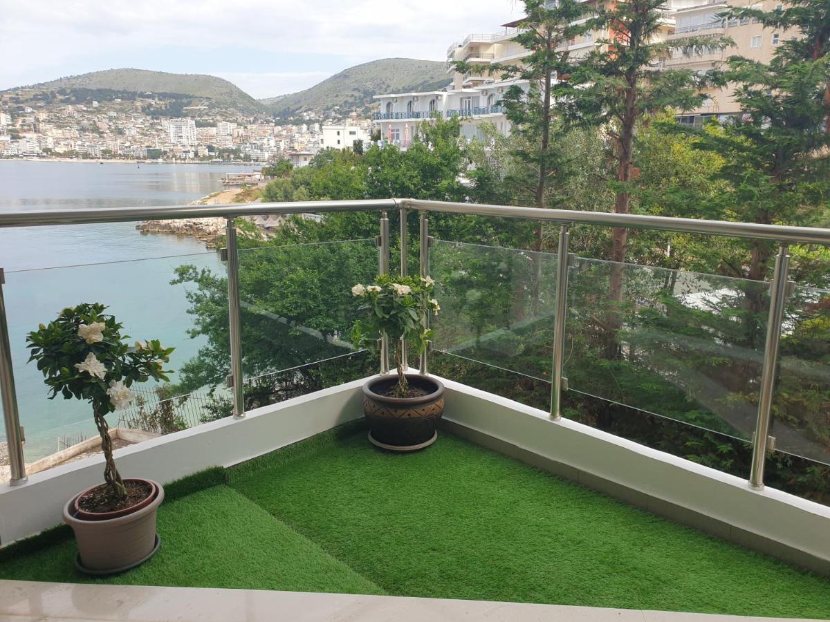 Azzurra Experience Apartment Sarandë エクステリア 写真